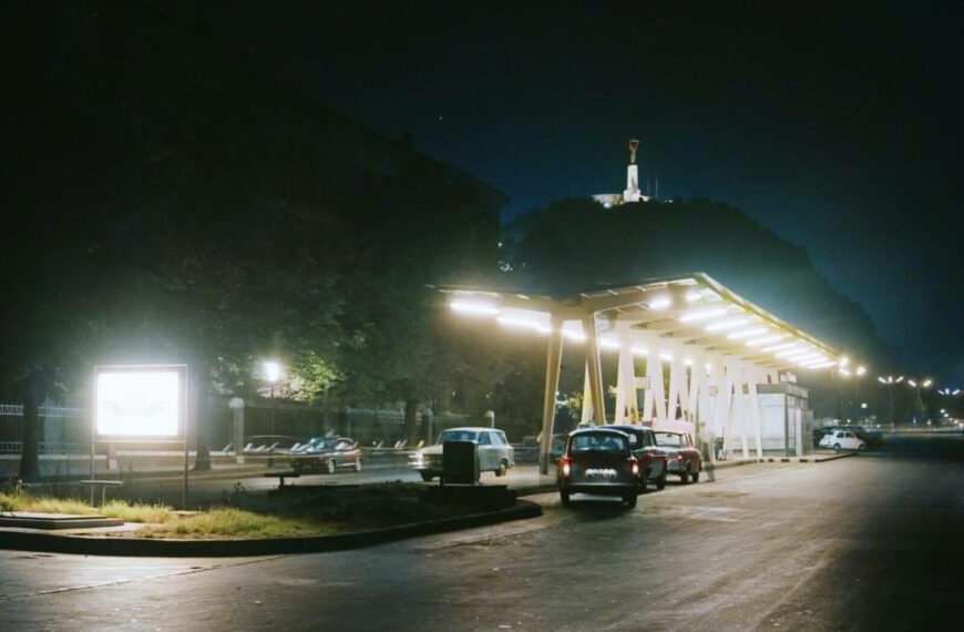 Ungarn, 1966, Budapest XI, Műegyetem rakpart, Tankstelle - Bildquelle: Fortepan 252289 / FŐMTERV / Domonkos Endre