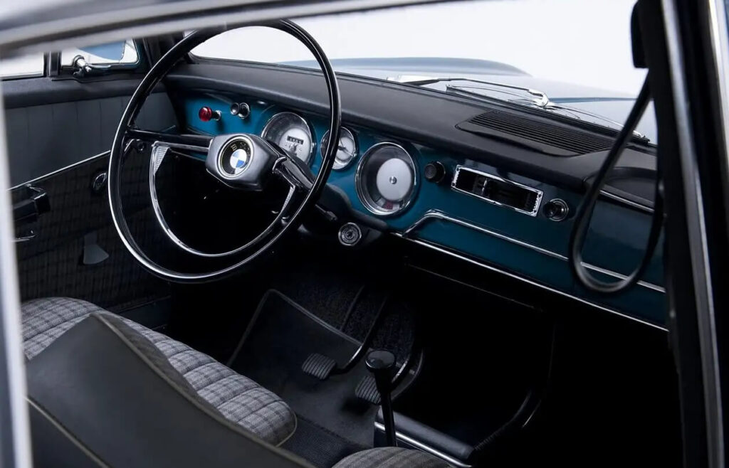 Interior of the BMW-1500